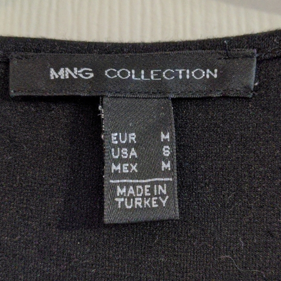 Mango Flare Sleeveless Studded Top - Picture 4 of 6